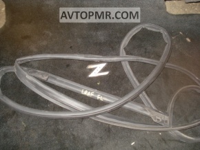 Front left door seal for Nissan Leaf 11-12