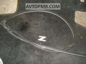Front left glass seal for Nissan Leaf 11-12