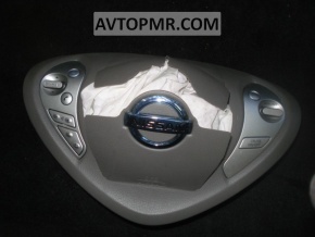Nissan Leaf 11-12 airbag control buttons