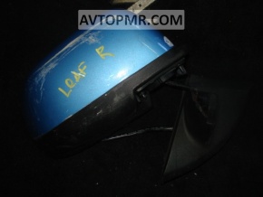 Nissan Leaf 11-12 right mirror housing with scratches