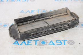 Left ventilation shield Nissan Leaf 11-15