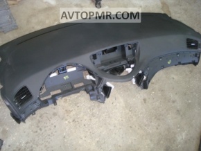 Subaru B9 Tribeca gray dashboard without airbag