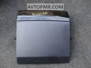 Lower pocket on the front panel of the Toyota Prius 20 04-09