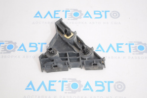 Left triangle rear bumper mount for Toyota Camry v40