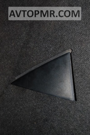 Corner of the rear left door of the Mazda CX-7 06-12