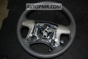 The naked steering wheel of a Toyota Camry V40