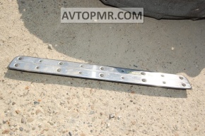 Front left outer door sill plate for Lexus IS200 IS300 99-05, chrome