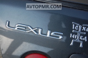Lexus emblem on the trunk lid of the Lexus IS200 IS300 99-05