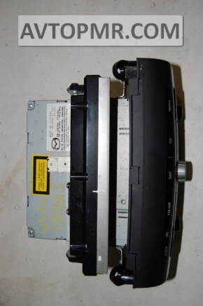 Tape player, CD changer, Radio, Mazda3 03-09 dashboard