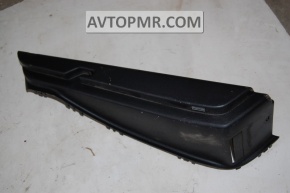 Right wheel arch trim for Mazda3 03-09 HB