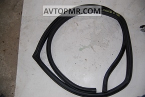 Rear right door seal for Mazda3 03-09 HB