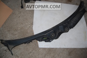 Plastic windshield wiper grille for Mercedes W211