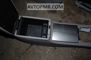 Subaru b10 Tribeca center console armrest