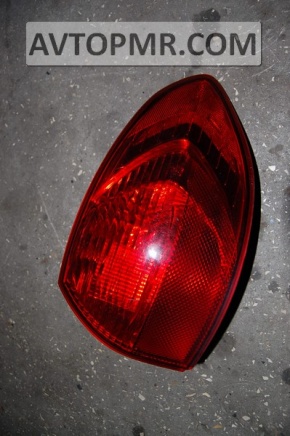 Subaru B10 Tribeca right outer fender light