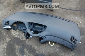 Subaru B9 Tribeca gray dashboard without airbag