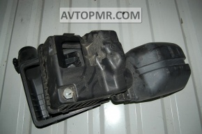 Subaru b10 Tribeca air filter housing lower cover