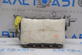 Toyota Camry v40 Type 1 passenger airbag in the dashboard