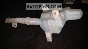 Mazda CX-7 06-12 washer reservoir with lid