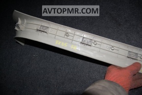Inner front right door sill plate for Infiniti FX35 FX45 03-08 beige