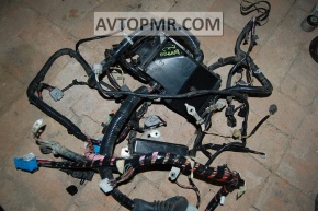 Underhood wiring with fuse box for Mazda CX-7 06-09