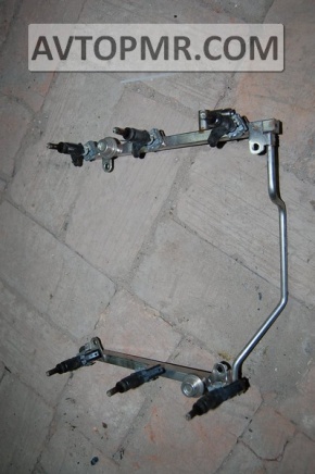 Fuel rail Mercedes W164 ML M272