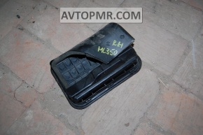 Right ventilation shield Mercedes W164 ML
