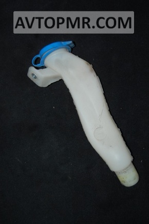 Mercedes W164 ML washer reservoir neck with cap
