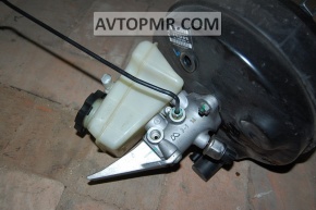 Brake master cylinder with reservoir Mercedes W164 ML X164 GL W251 R