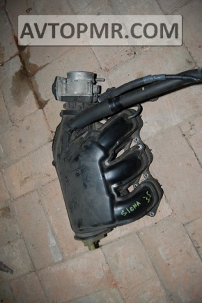 Toyota Sienna 04-10 intake manifold