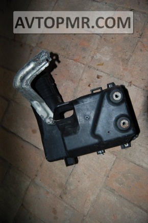 Toyota Sienna 04-10 Air Filter Housing Upper Cover