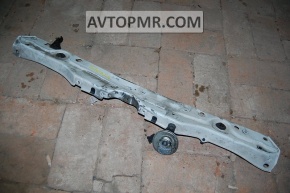 The upper TV bar for a Toyota Sienna 2010 needs straightening.