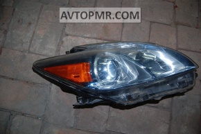Right front headlight for Toyota Prius 30 10-11 prerest halogen