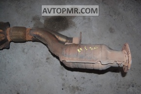 Rusty rear catalytic converter with downpipe for Lexus RX300 98-03