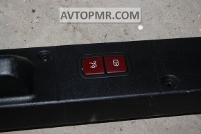 Mercedes W221 trunk lid release button