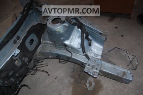 Front left quarter panel of Toyota Camry v40