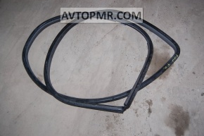 Front right door seal for Toyota Prius 20 04-09