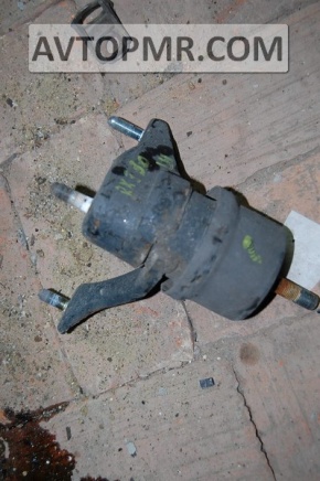 Left engine mount for Lexus RX300 98-03