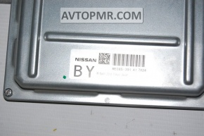 Infiniti FX35 03-04 engine computer ECU