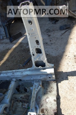 Infiniti FX35 FX45 03-08 white right center pillar