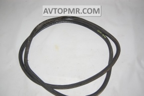 Rubber seal for the trunk door of a Lexus GX470 03-09