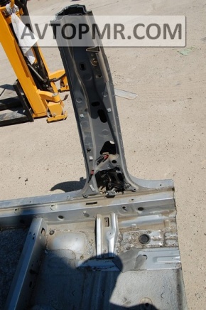 Lexus ES300 ES330 silver right center pillar