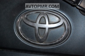 08-16 Toyota Sequoia Tailgate Emblem
