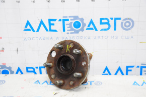 Rear left hub Lexus LS460 LS600h 07-17
