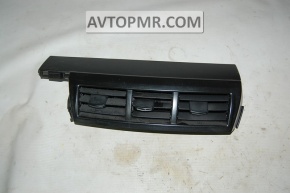 Toyota Prius V 12-14 central air duct black