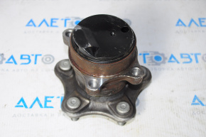 Rear right hub for Nissan Leaf 11-12