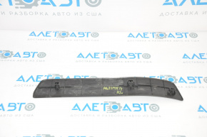 Nissan Altima 13-18 black rear left outer door sill plate