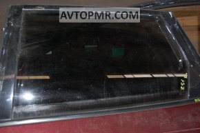 Rear left door glass for a Nissan Murano z51 09-14