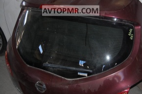 Rear window of the trunk door of the Nissan Murano z51 09-14