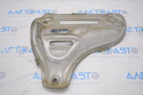 Toyota Prius V 12-17 manifold guard