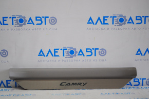 Front right door sill trim, beige, Toyota Camry v40